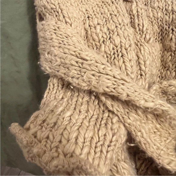 Gabriella Montez HSM 3 Yellow Short Sleeve Cardigan - Picture 11 of 11